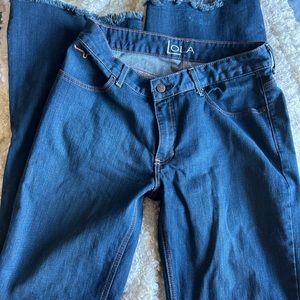 Kimes Lola.   12x36.  Zipper broken